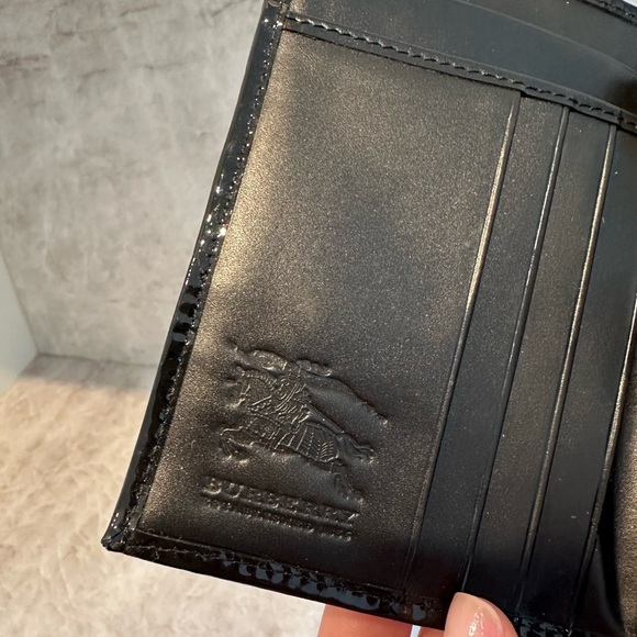 Burberry Authentic Supernova Check Wallet Beige and Black - Picture 6 of 13